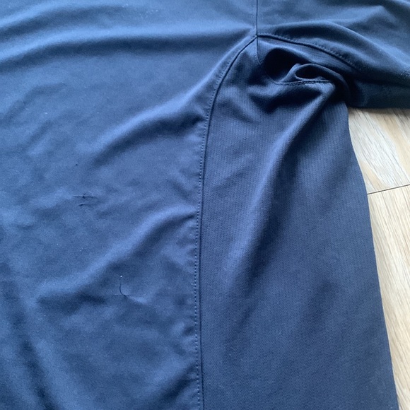 Greg Norman Shark DriFit-like Tshirt / 4.99 SHIPPING - Picture 4 of 5